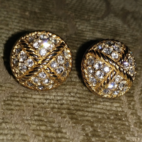 Vintage💎 diamond💎 studs